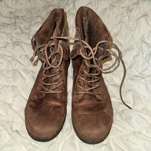 Arizona Women's Lace-Up Boots